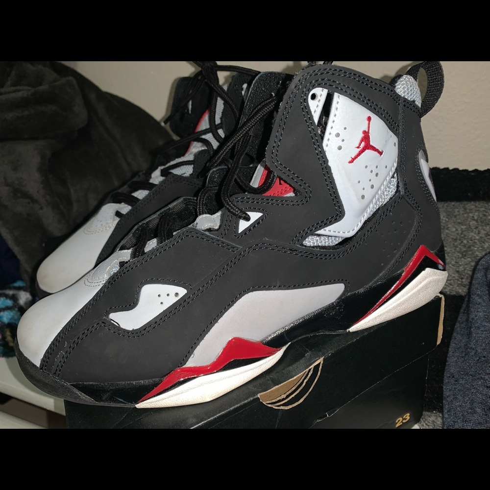 Jordan Retro 6 True Flight